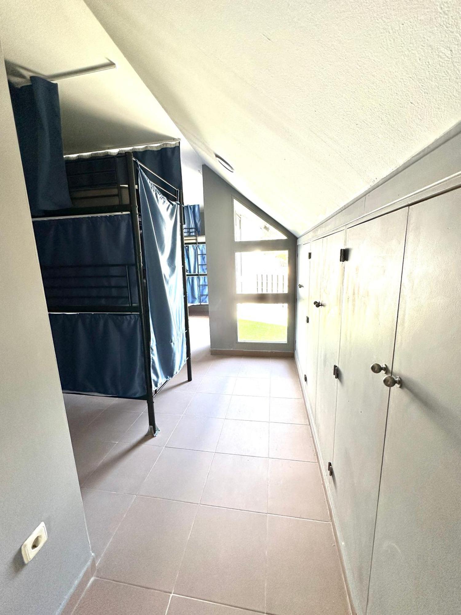 Hostal Myd Pantano Pelayos de la Presa Exterior foto